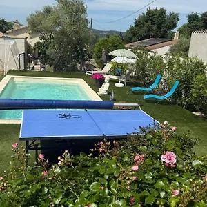 Climatisé Pour 4 Personnes Avec Piscine Dans Les Hauteurs De , Bollène France