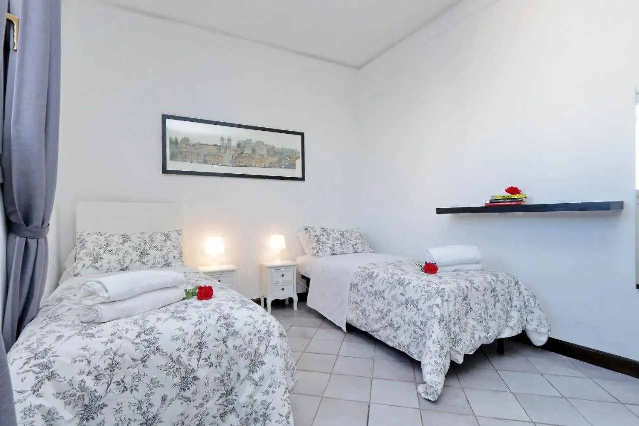 Apartment Appartamento Lavatore Rome